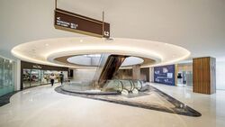 Palais Renaissance (D9), Retail #478842381